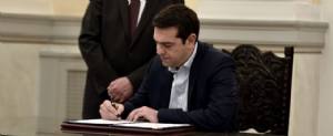 Tutti soddisfatti per la vittoria di Tsipras in Grecia, ma nessuno guarda in casa nostra