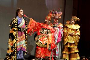 Il fascino di Turandot colpisce ancora: un grande spettacolo incanta il pubblico fiorentino    
