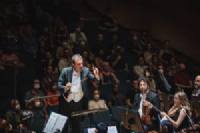Firenze, il primo appuntamento con le sinfonie di Čajkovskij entusiasma il pubblico: un grande Daniele Gatti e una grande orchestra del Maggio