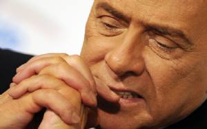 Si ricomincia: vogliono sbattere Berlusconi in galera