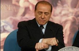 Quando in un'aula di Tribunale si presenta Berlusconi il tintinnio delle manette è assordante