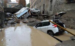 Genova annega e l’Italia naufraga