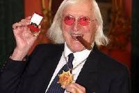 Jimmy Savile la pop star inglese, morta nell'ottobre del 2011, sembra aver seviziato più di 200 vittime