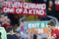 Stevan Gerrard saluta il Liverpool